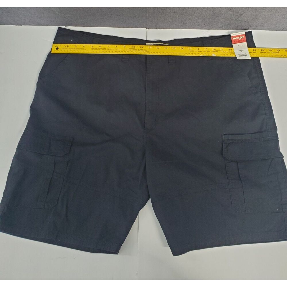Men's Wrangler Relaxed Fit Cargo Shorts With Tags‎ Attached Size 50 Blue